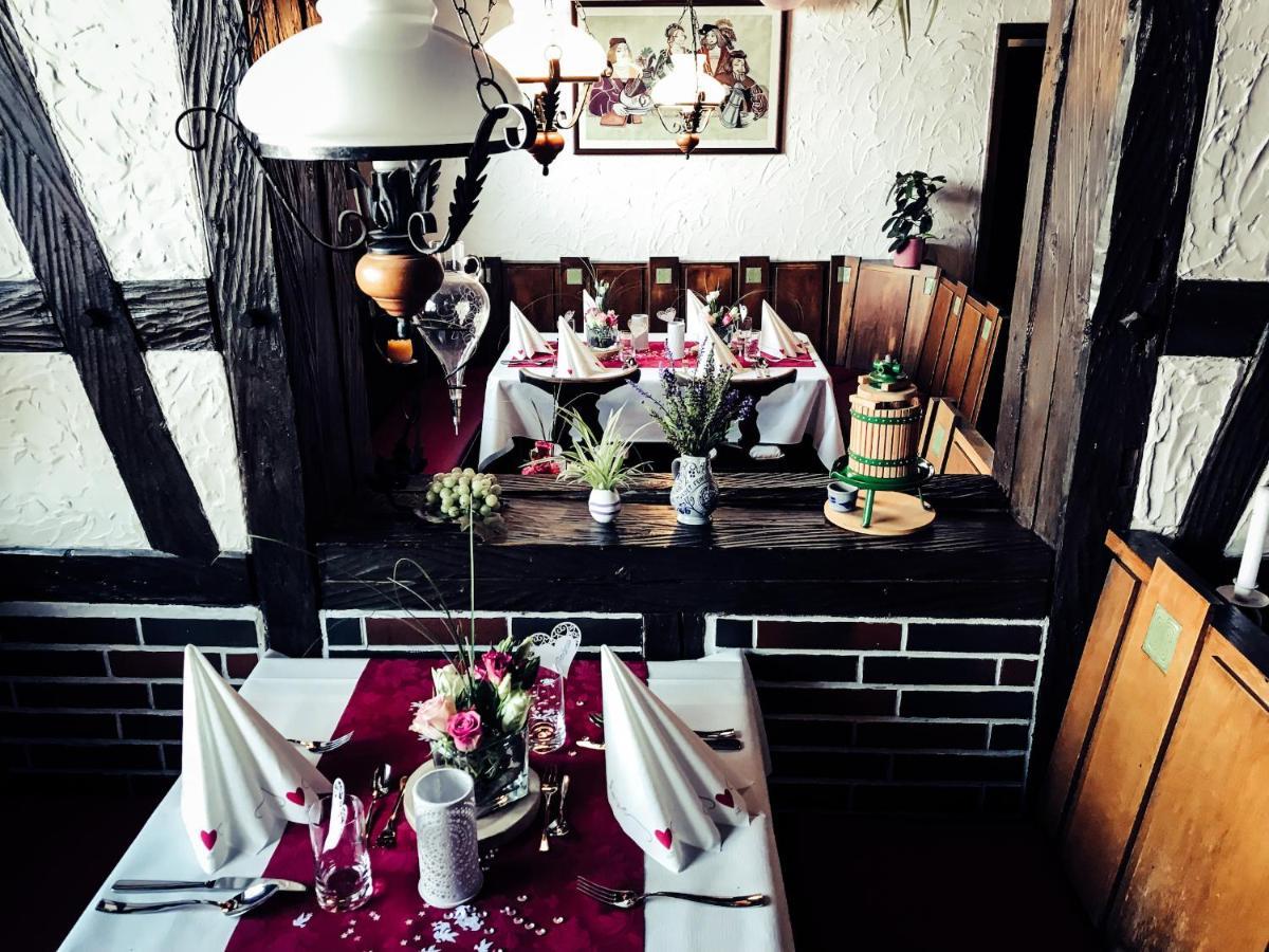 Brunnenhof Randersacker - Das Kleine Hotel Экстерьер фото