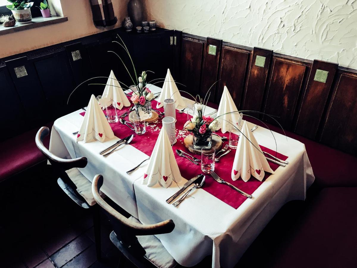 Brunnenhof Randersacker - Das Kleine Hotel Экстерьер фото